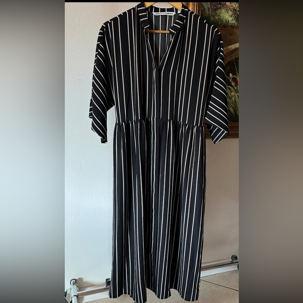 Girl with Curves Dress with Pockets